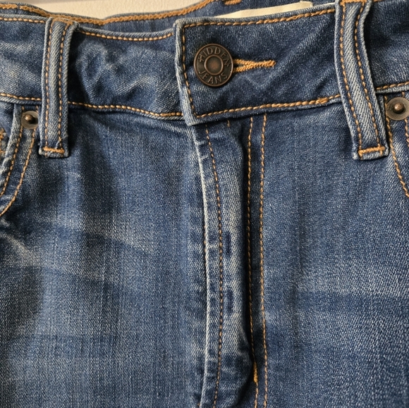 HIDDEN Distressed Denim Skirt. Size Medium - Picture 3 of 13